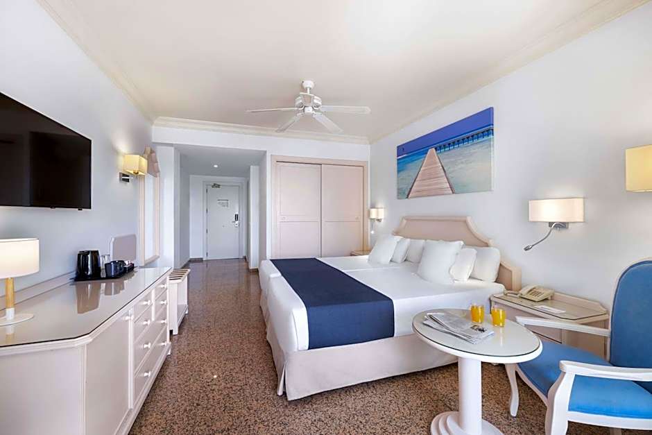 Mac Puerto Marina Benalmadena Hotel
