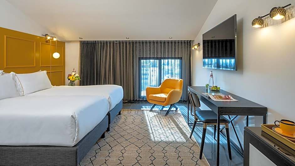 Hotel Botanica- Limited Edition By Fattal