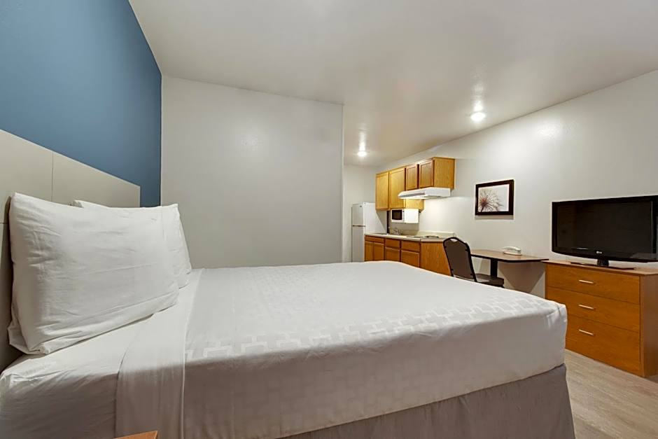 WoodSpring Suites Houston Willowbrook