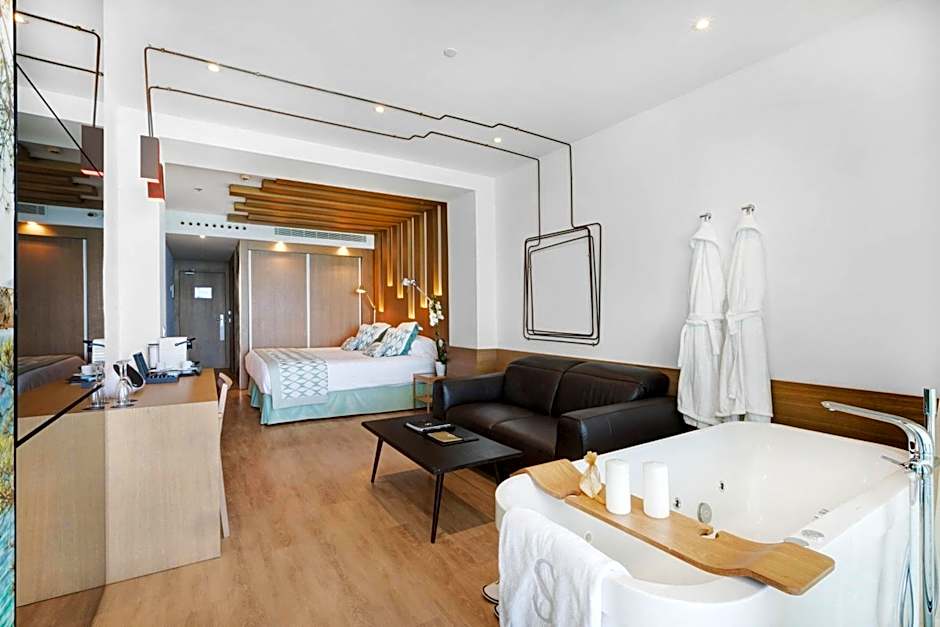 Pure Salt Garonda - Adults Only