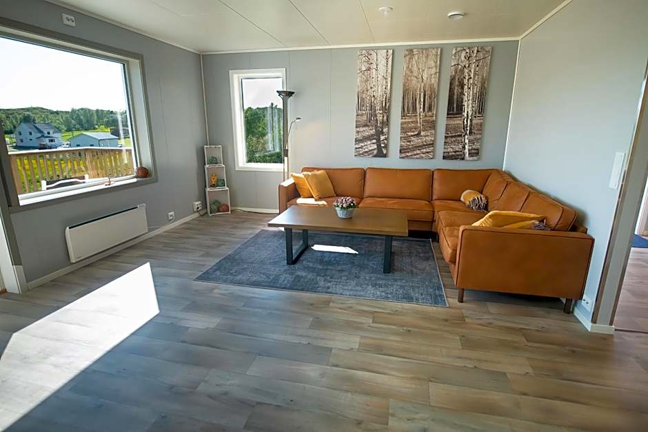 Senja Fjordhotell and Apartments