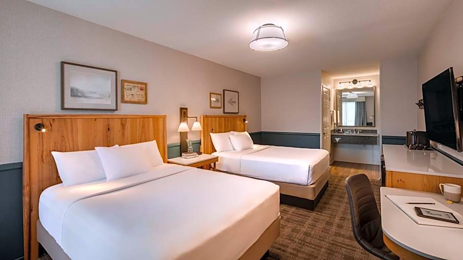 Ayres Lodge Alpine