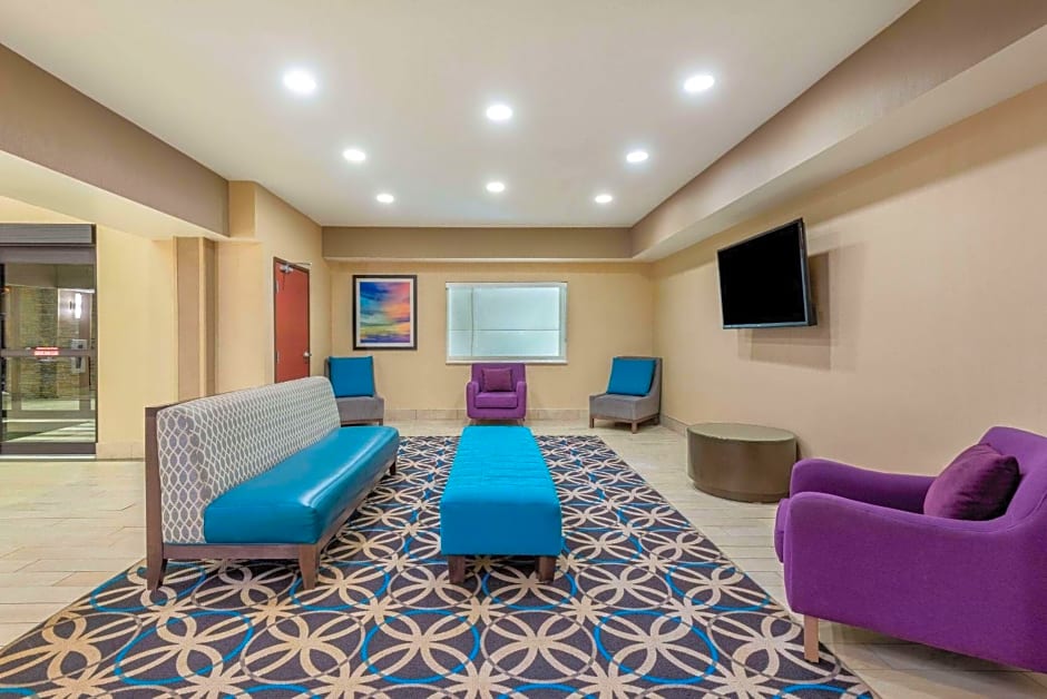 La Quinta Inn & Suites by Wyndham Batavia