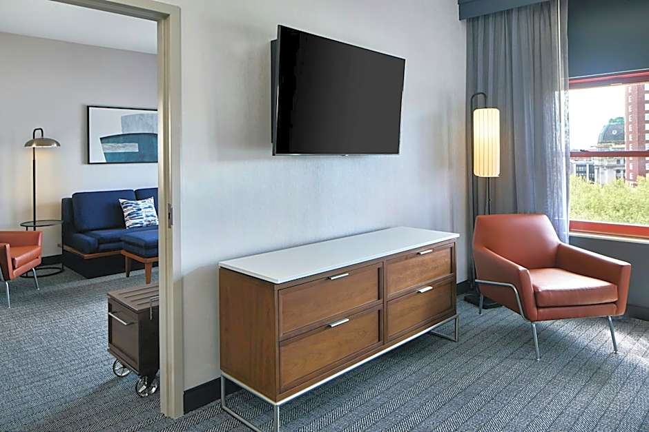 Courtyard by Marriott Providence Downtown