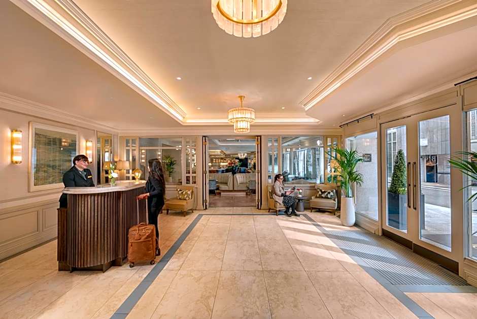 Brooks Hotel