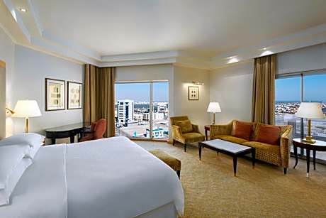 Club lounge access, 2 Bedroom Presidential Suite, Bedroom 1: 1 King, Bedroom 2: 2 Twin