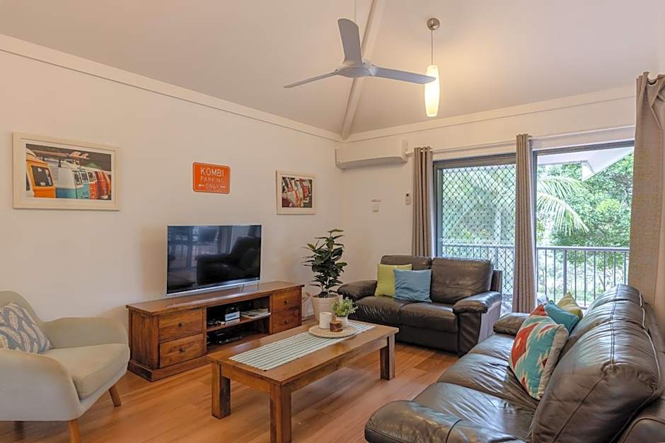 Outrigger Bay Apartments