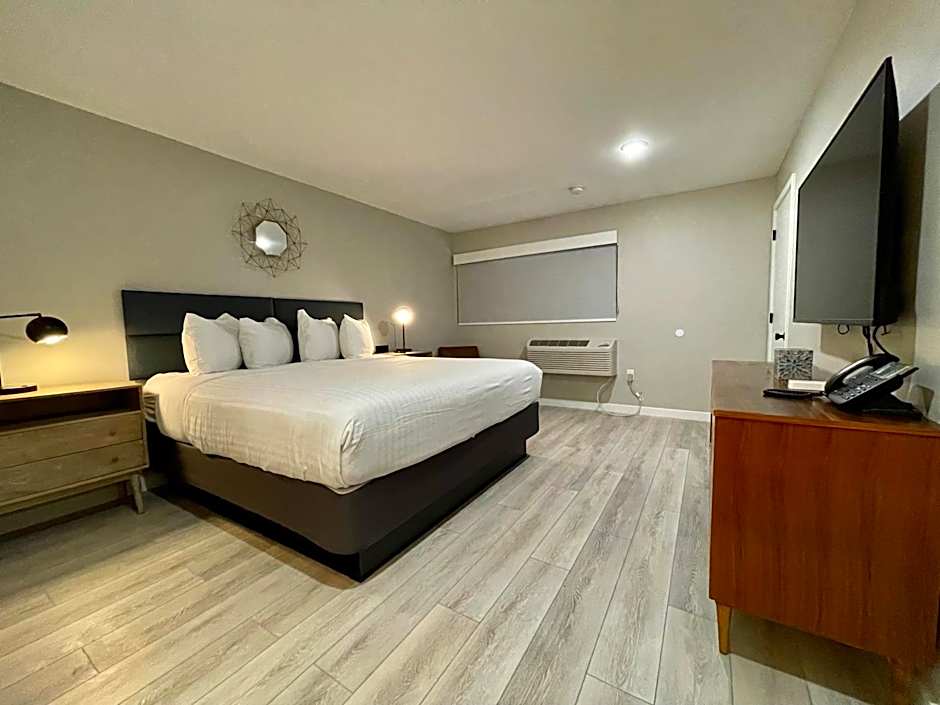 Arizona Sunset Inn & Suites