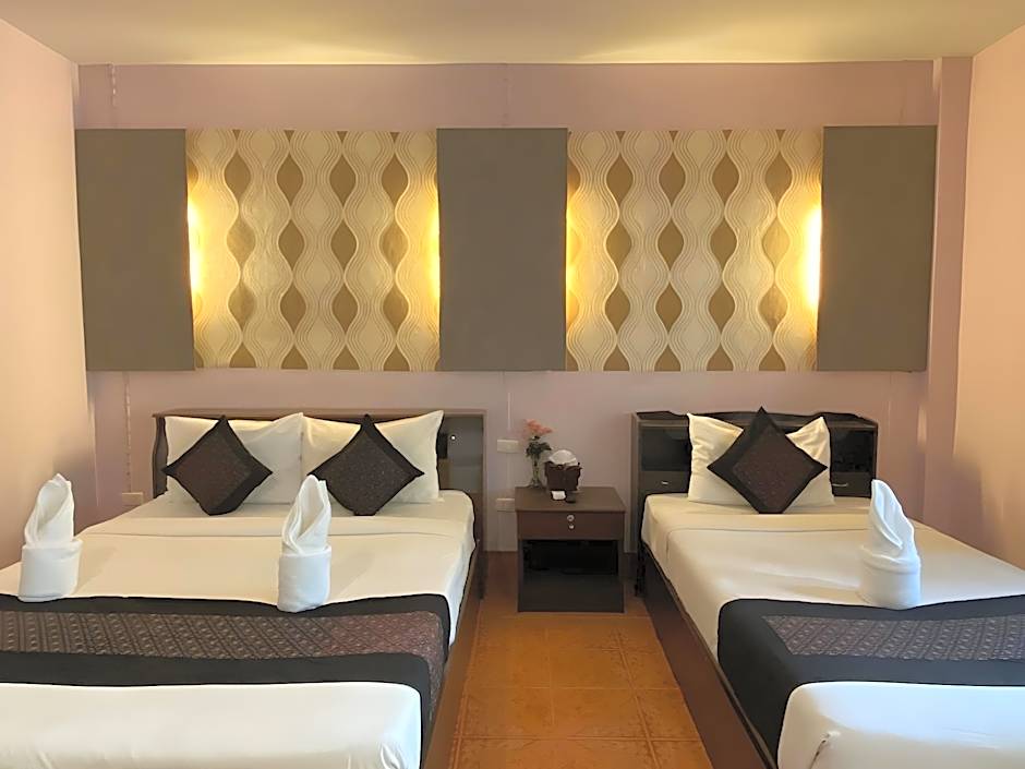 Khaolak Grand City Hotel