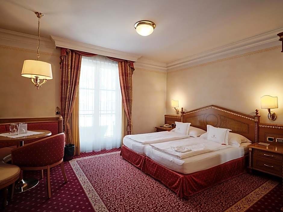 Cityhotel Goldener Adler B&B