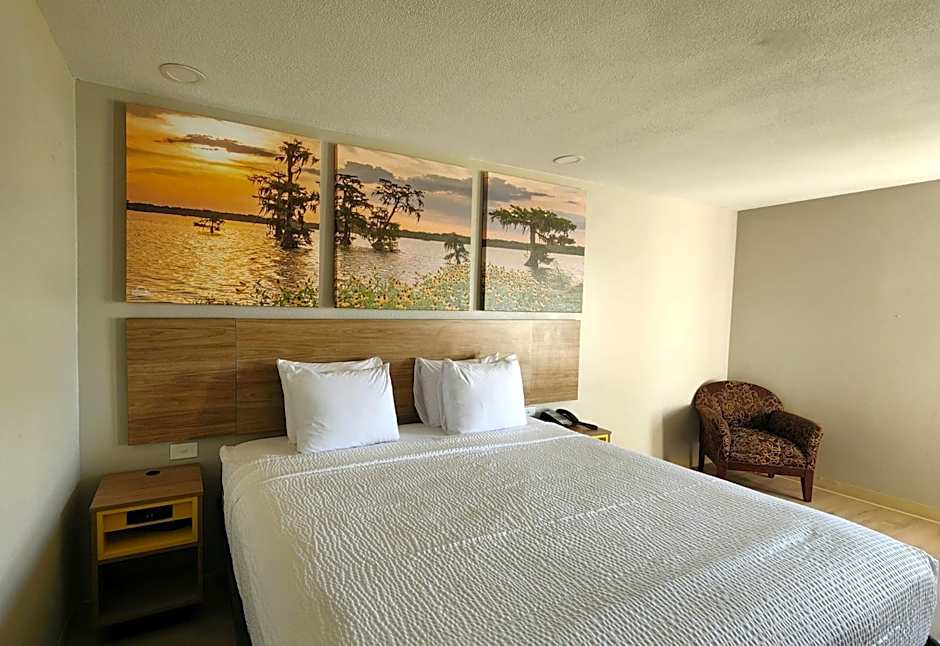 Days Inn by Wyndham Lafayette Scott