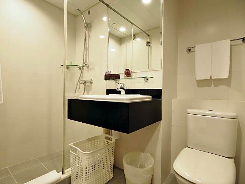 218 Apartment – Hong Kong Island