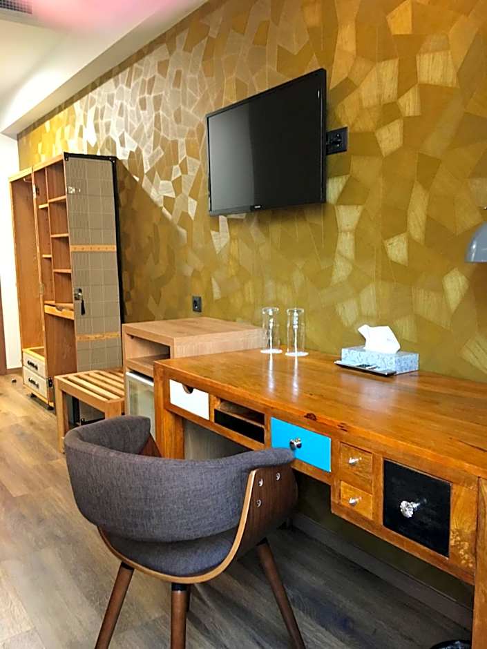 360Degrees Pop Art Hotel