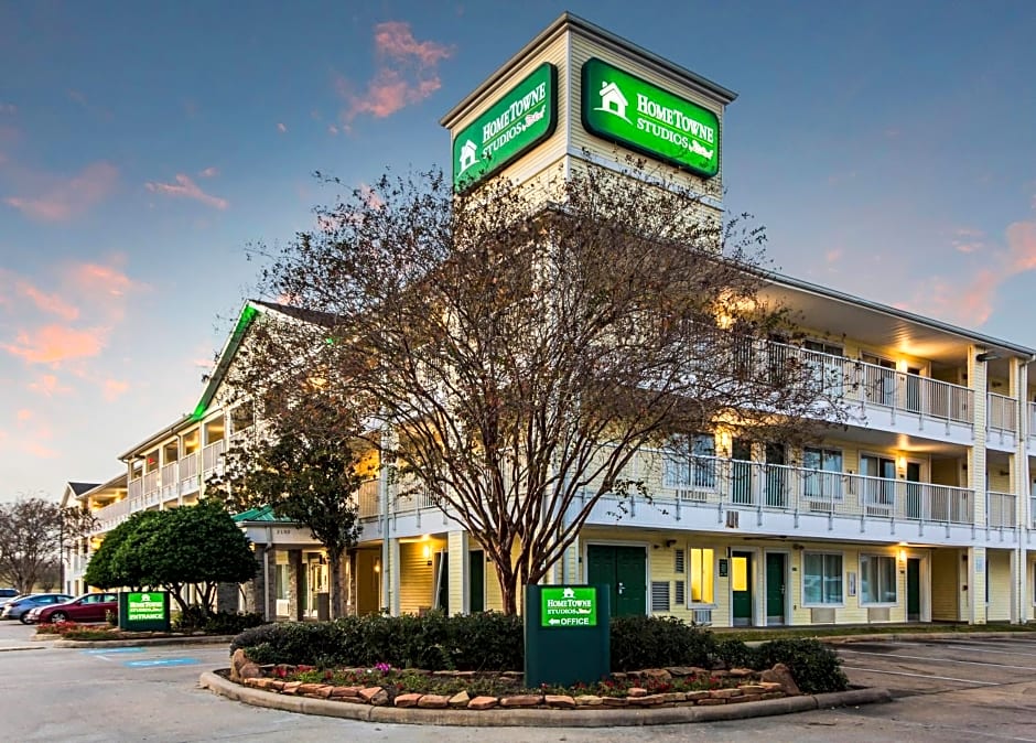 Hometowne Studios Houston - West Oaks/ Energy Corridor