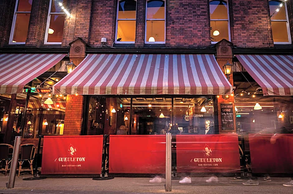 Kellys Hotel