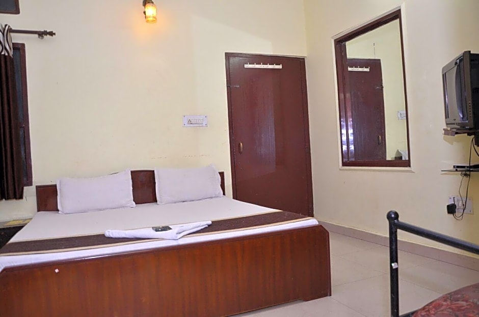Hotel Vaishnavi