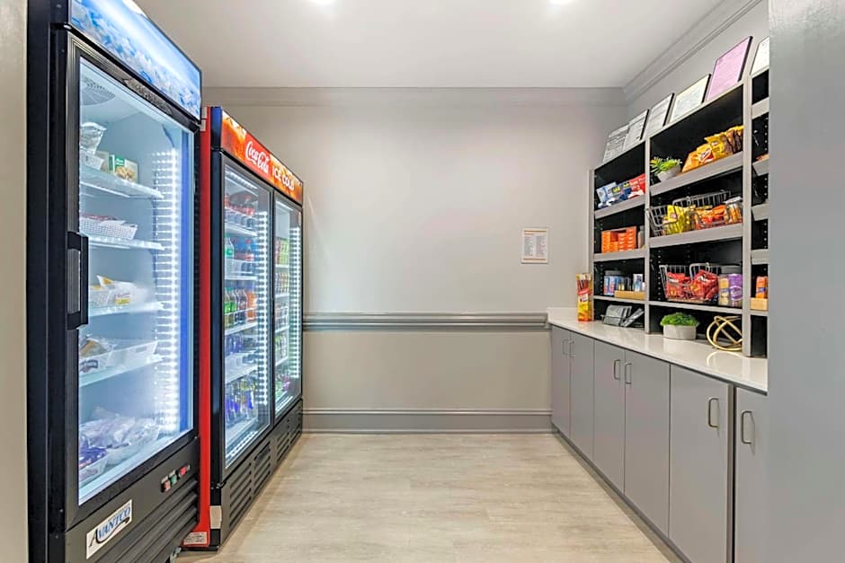 Comfort Suites Valdosta Mall Area