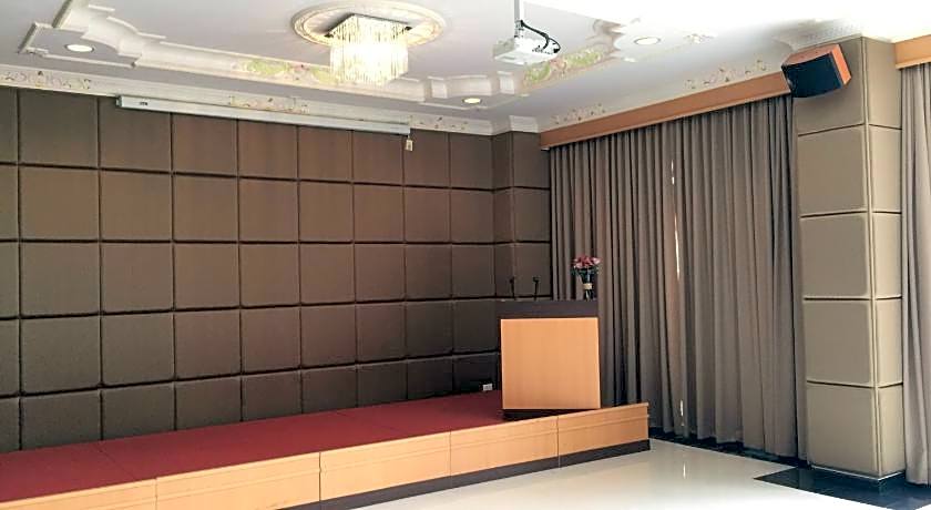 Leelawadee Grand Hotel