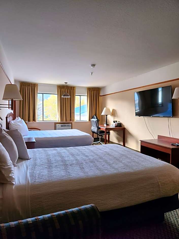 Luxury Inn & Suites