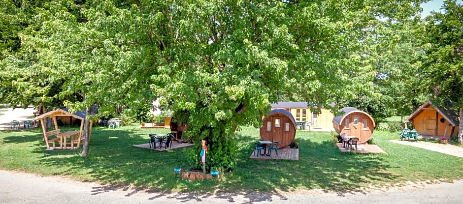 Camping de Tournus - Drole de cabane