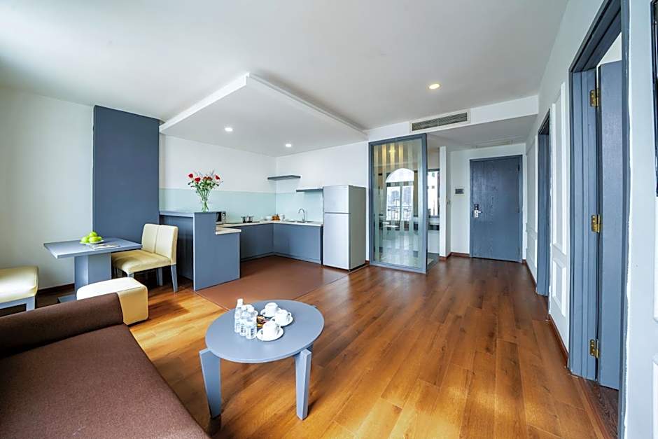 Le House Boutique Hotel - 100m to the beach