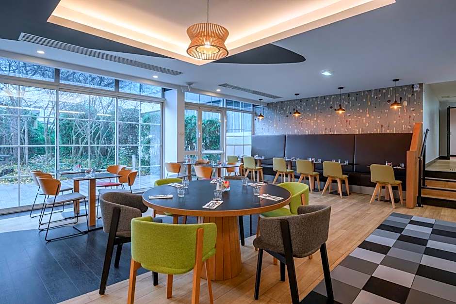 DoubleTree by Hilton Paris Bougival