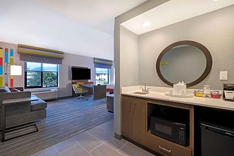 King Studio Suite