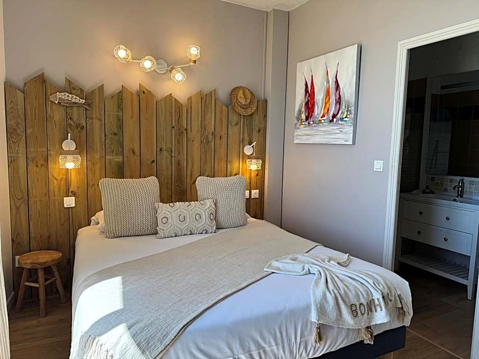 Acadie Saint Victor - Hôtel restaurant -Face mer- Châtelaillon plage