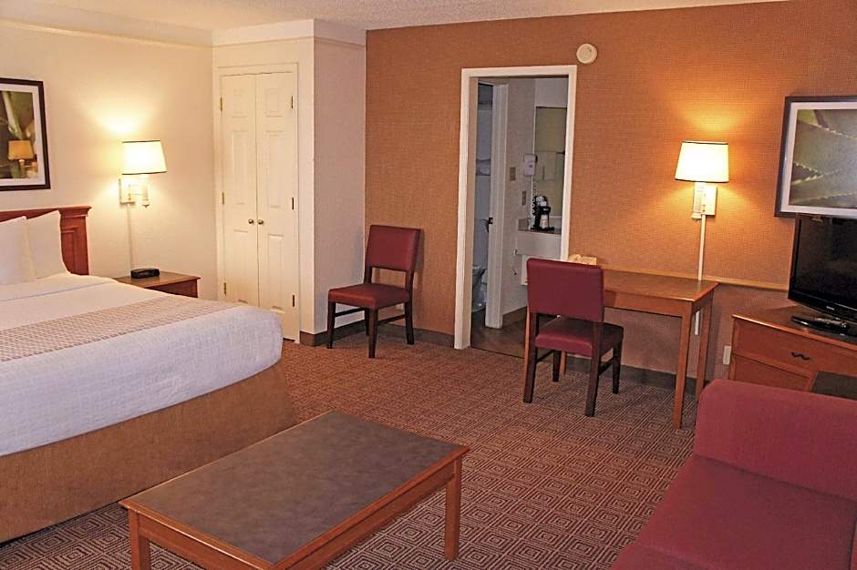 Baymont by Wyndham San Antonio South Park
