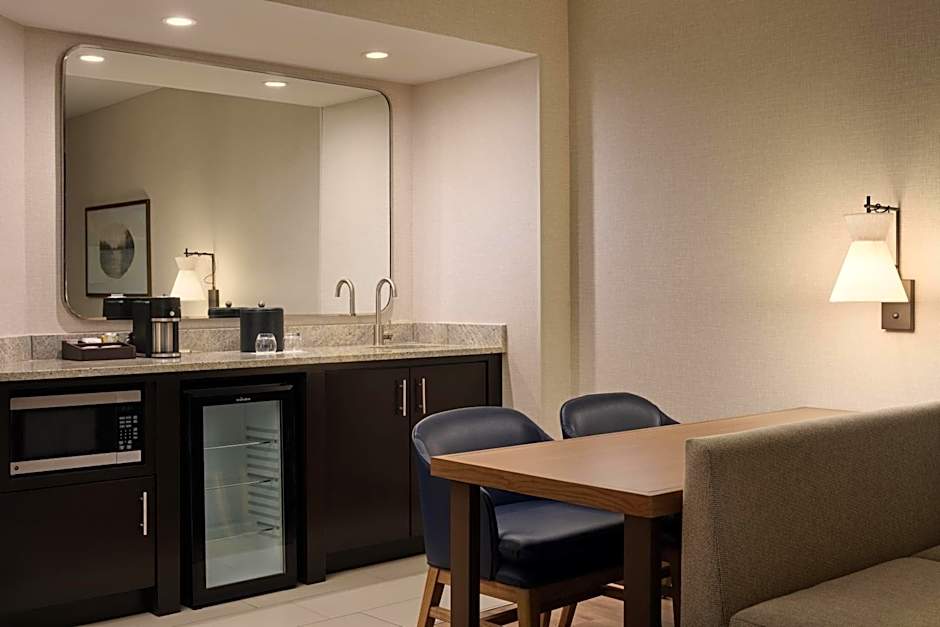 Hyatt Regency Suites Atlanta Northwest