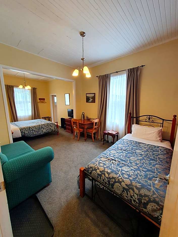 Tongariro Crossing Lodge