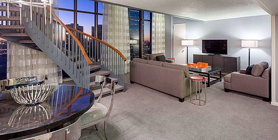 DoubleTree By Hilton Houston Greenway Plaza