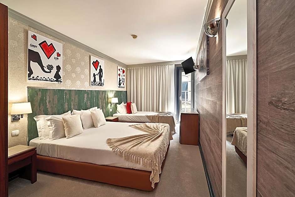 Galeria Suite Hotel