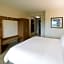 Holiday Inn Express Hotel & Suites Lexington NW-The Vineyard