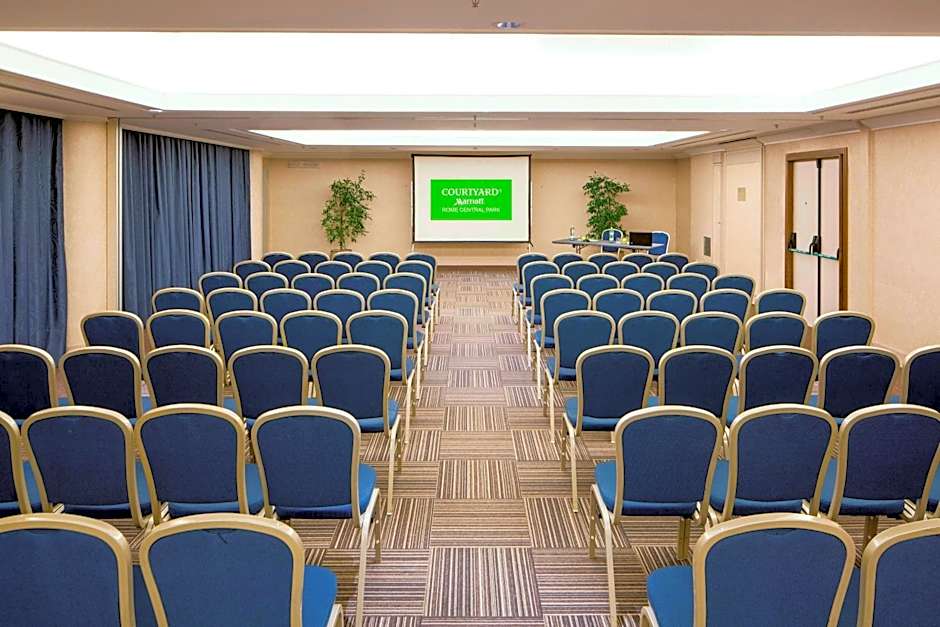 Courtyard by Marriott Rome Central Park