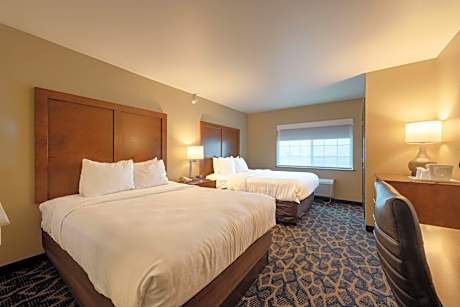 Queen Suite with Two Queen Beds - Non-Smoking