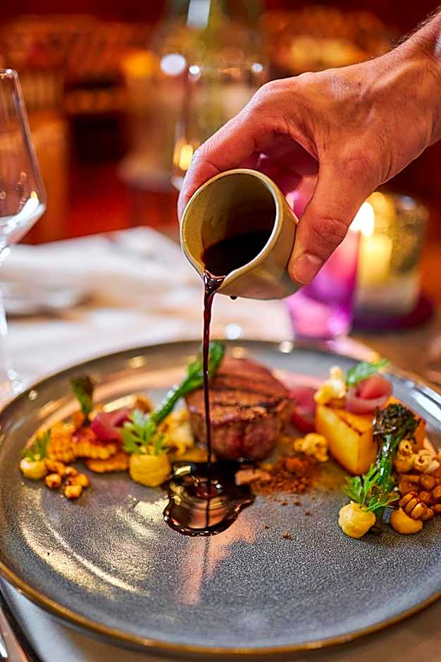 ERCK- Flair Hotel & Restaurant
