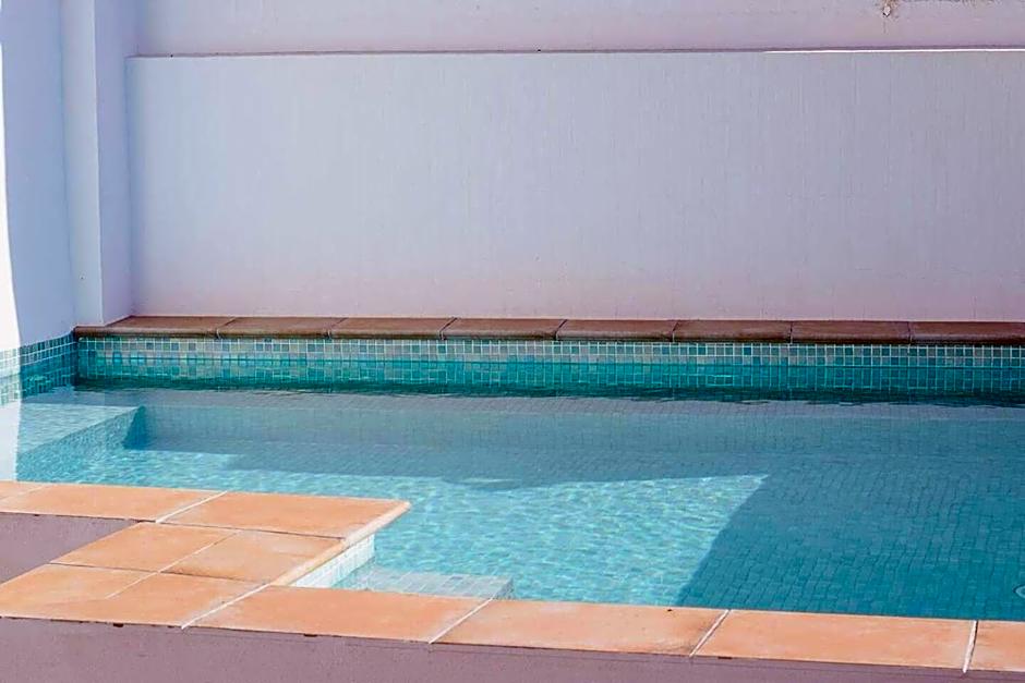 La Orza, Frigiliana Luxury center townhouse with pool and parking HansOnHoliday Rentals