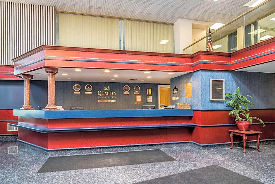 Quality Inn & Suites Albany Airport