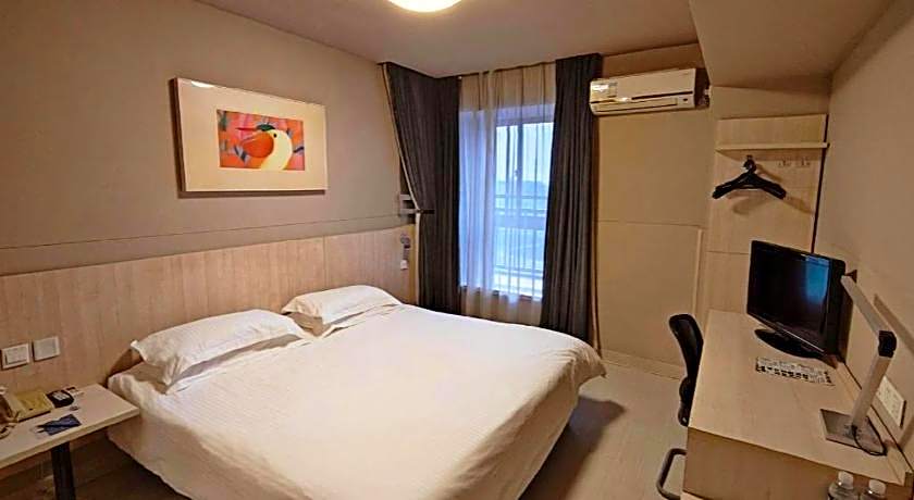 Jinjiang Inn Wuhu Fangte Yinhu North Road