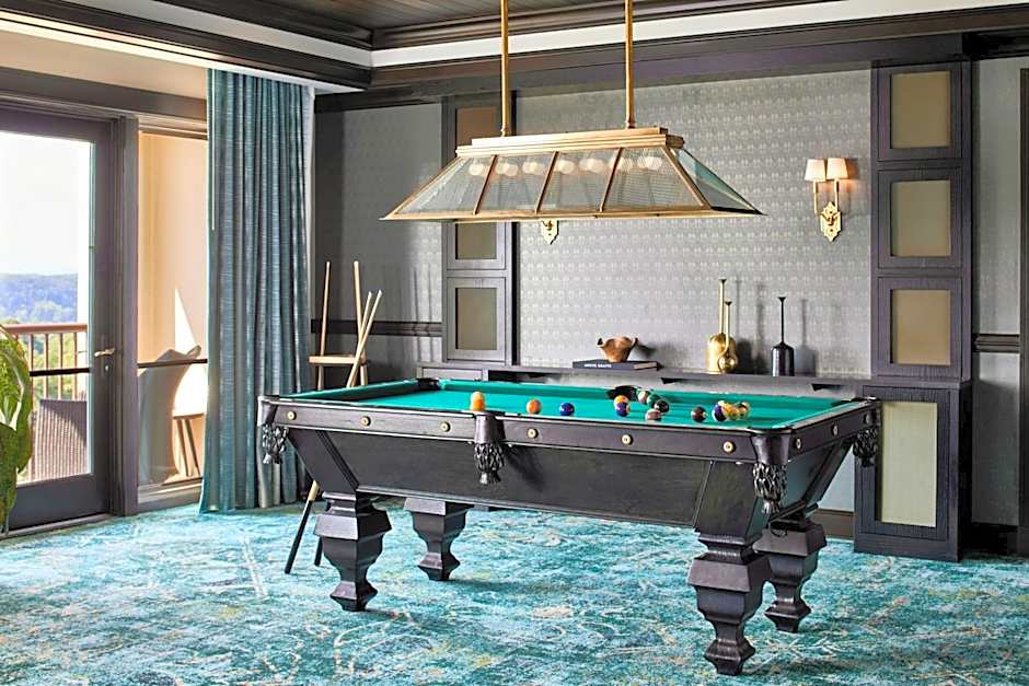 Renaissance Shoals Resort & Spa