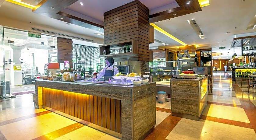 Crystal Crown Hotel, PJ