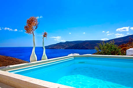Tholaria Boutique Hotel