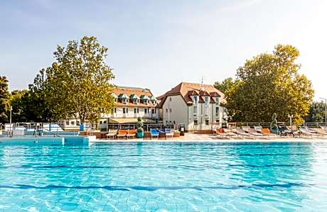 Aqua Hotel Termál