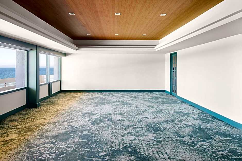 Monterey Beach Hotel, a Tribute Portfolio Hotel