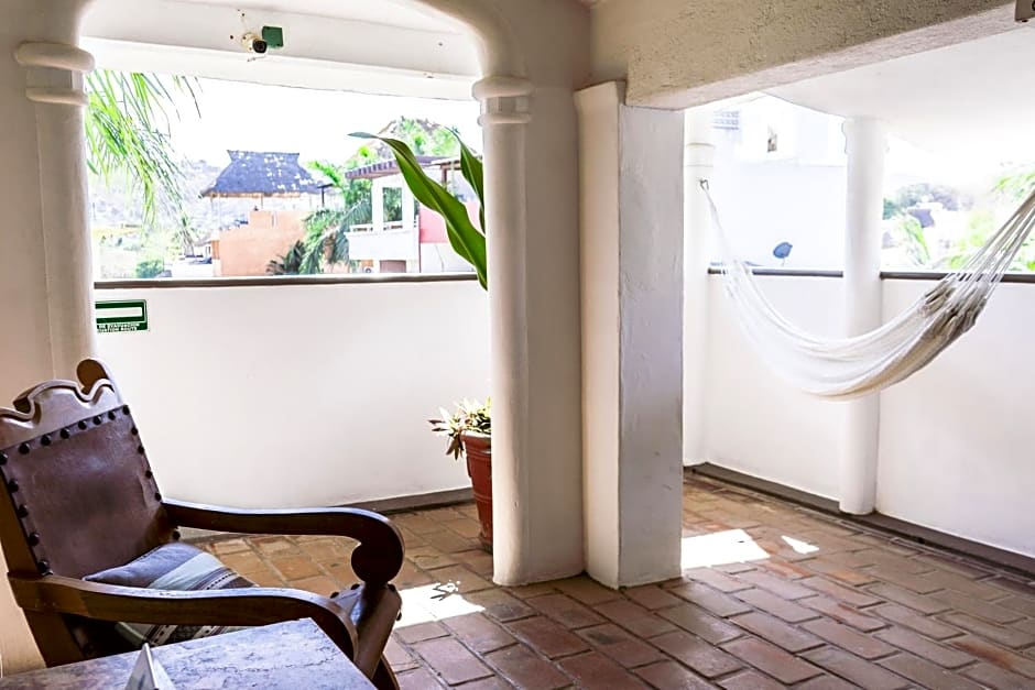 Sayulita Central Hotel