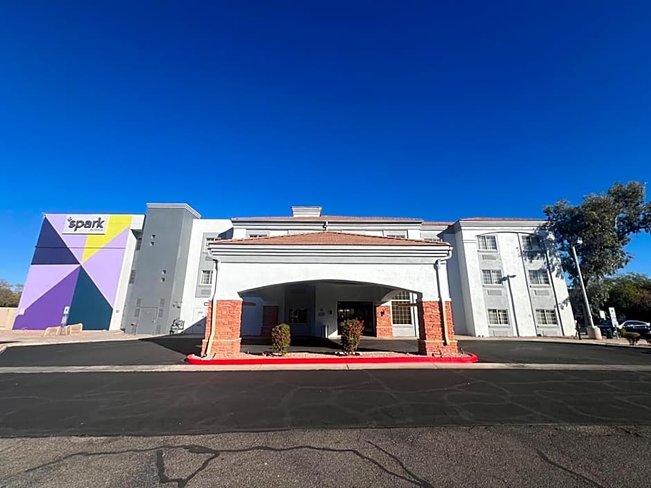 Spark by Hilton Glendale Peoria Phoenix North