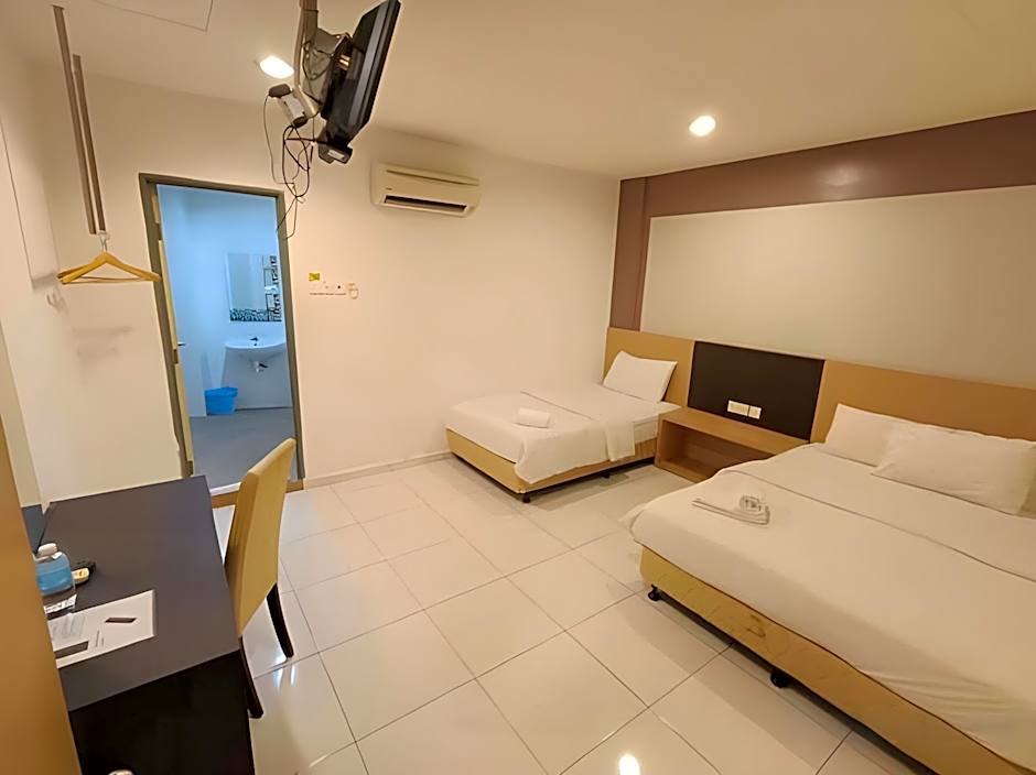 SR Inn Hotel Managed by Sun Inns