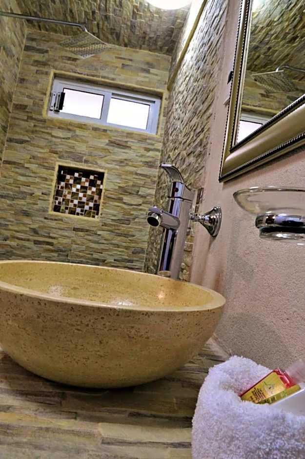 Hotel "La Cabaña de Don Adolfo"