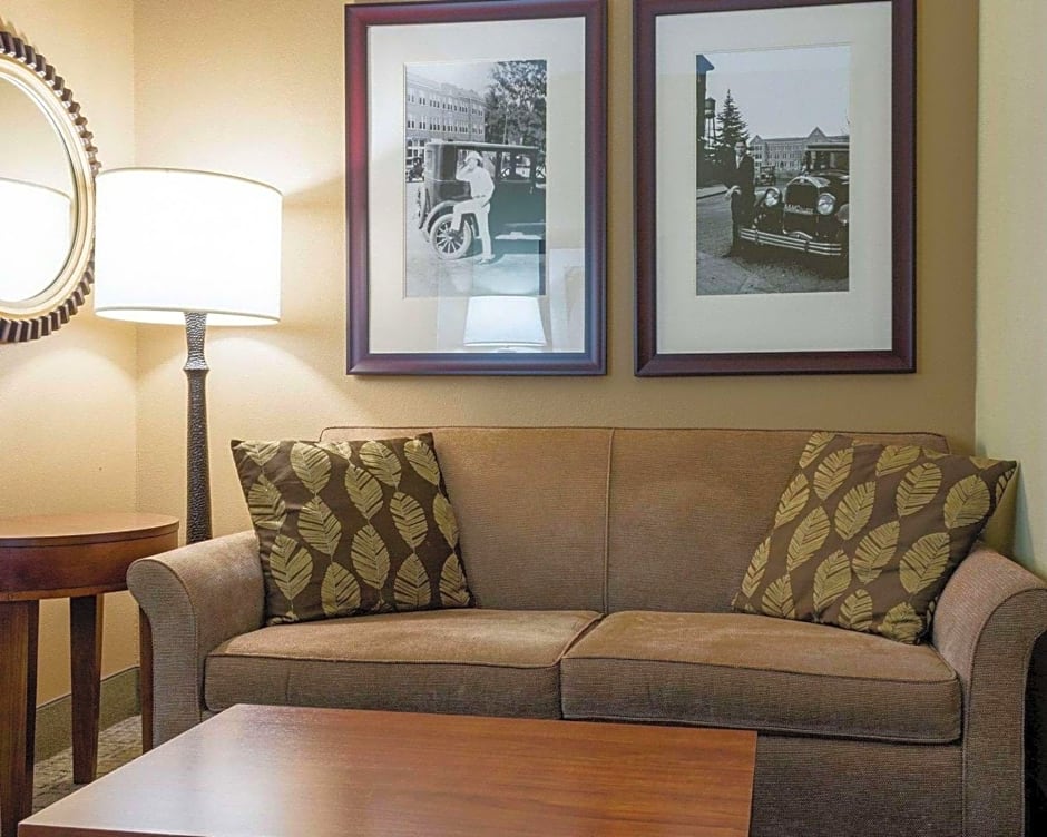 Comfort Suites Starkville